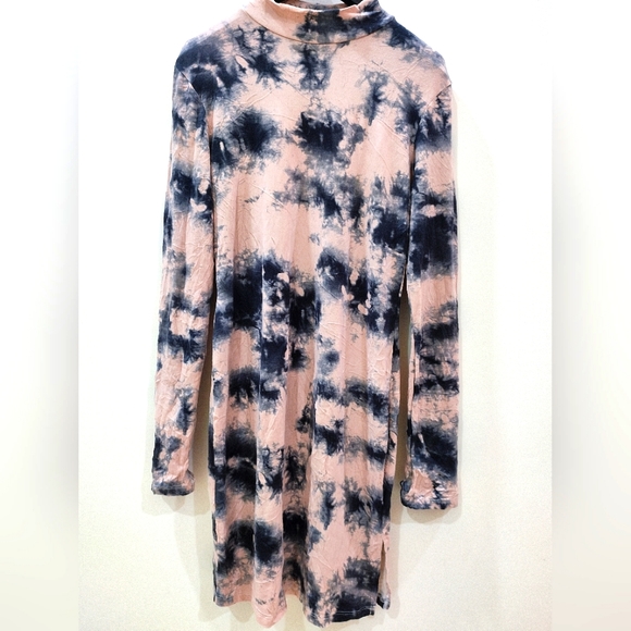 Fashion nova new dress - Picture 4 of 7